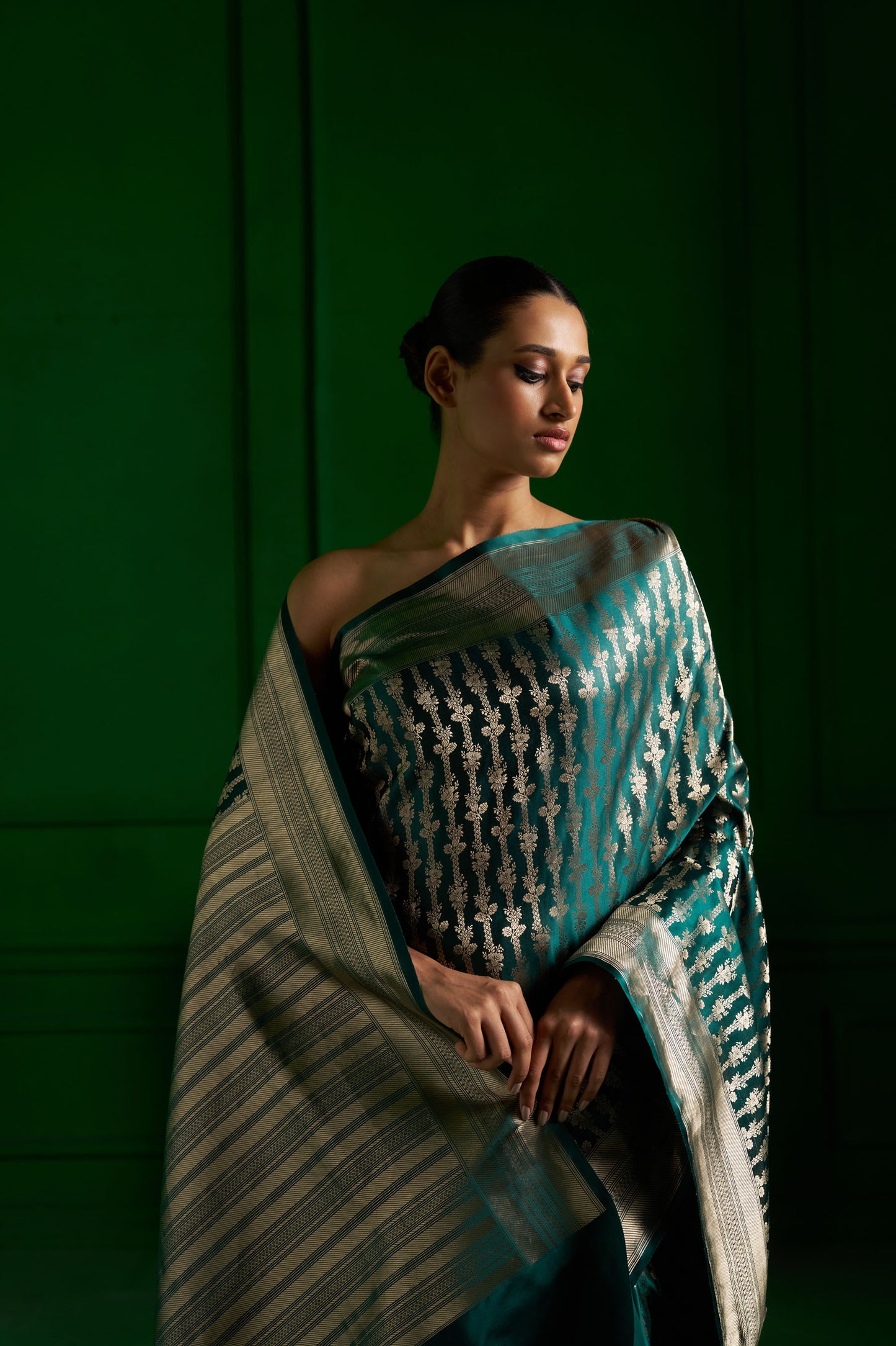 Morkanthi Saree handwoven in Banaras