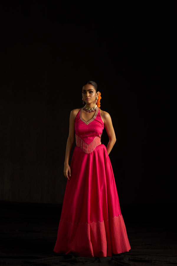Ranipink Halterneck Top And Skirt With Tissue