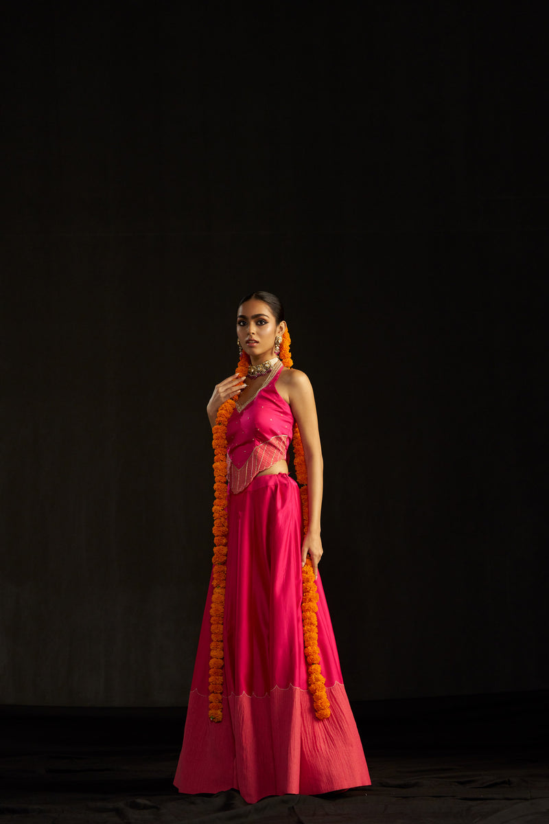 Ranipink Halterneck Top And Skirt With Tissue