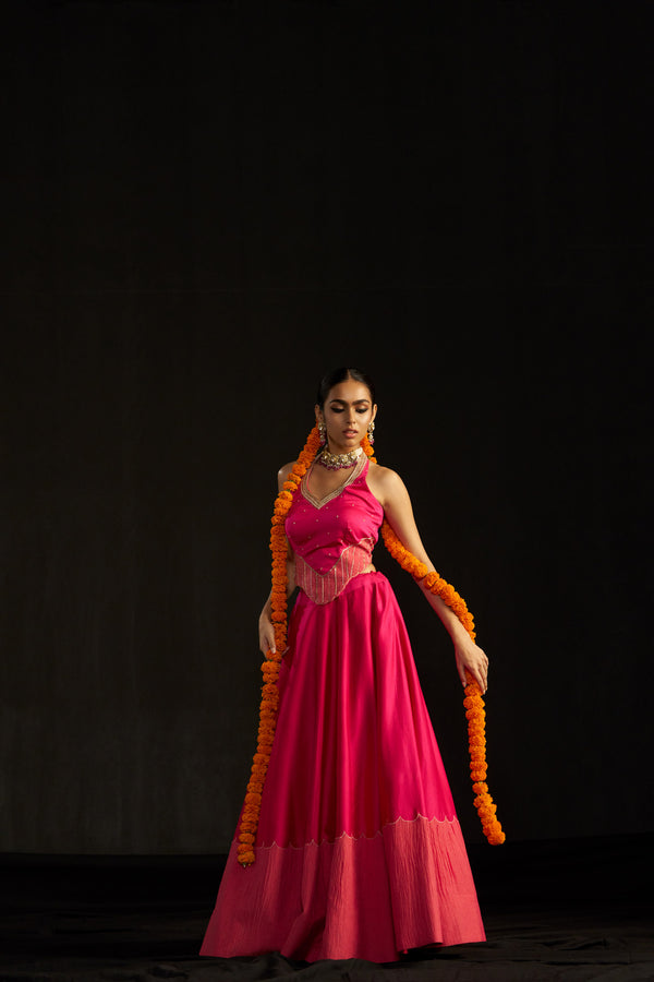 Ranipink Halterneck Top And Skirt With Tissue