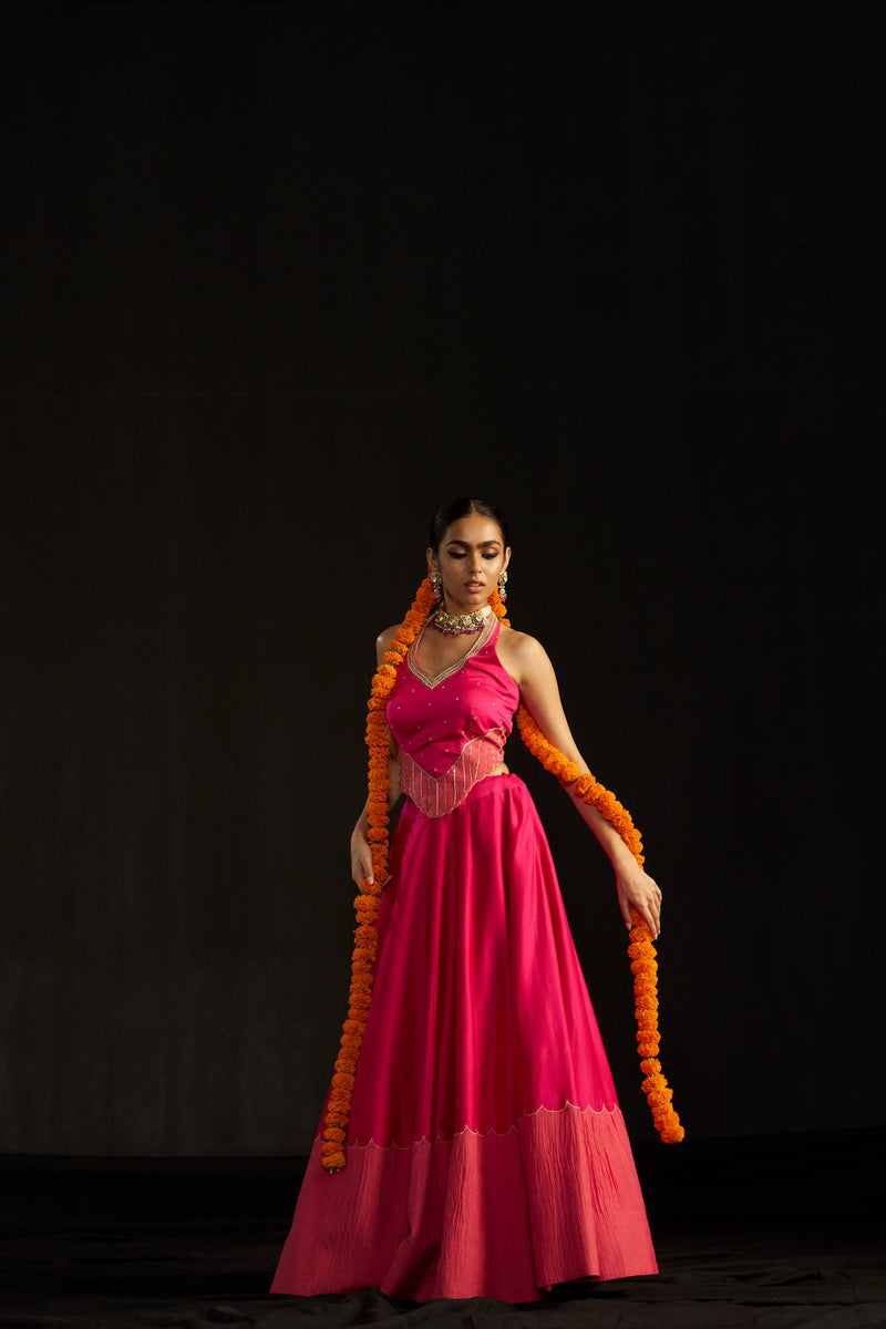 Ranipink Halterneck Top And Skirt With Tissue