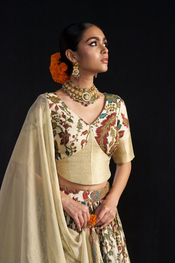 Beige Kanjivaram Kalamkari Lehengha Blouse With Tissue Dupatta