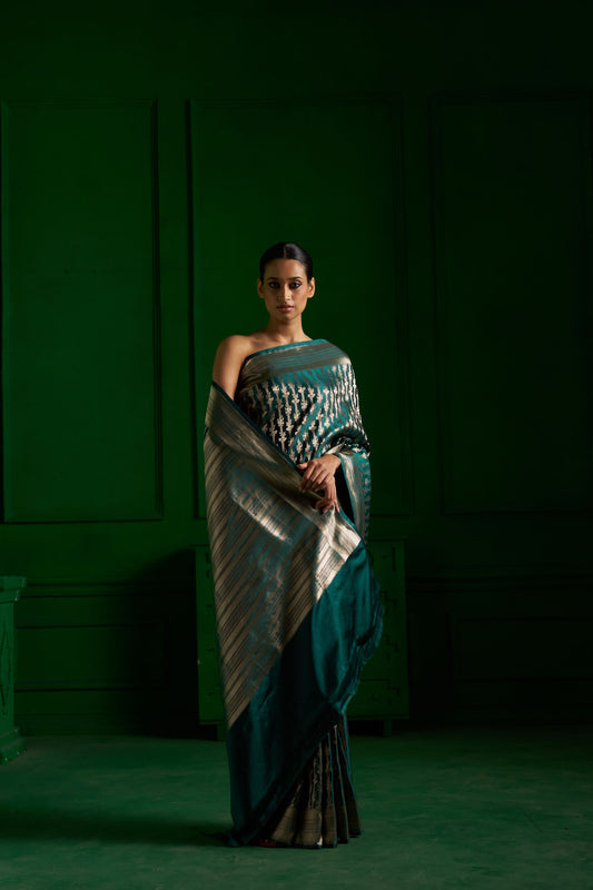 Morkanthi Saree handwoven in Banaras